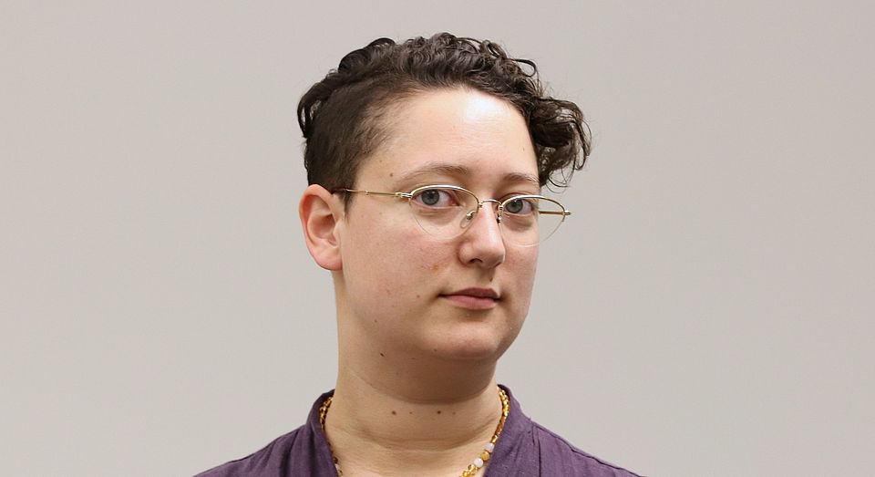 Dr. Juliana Roost