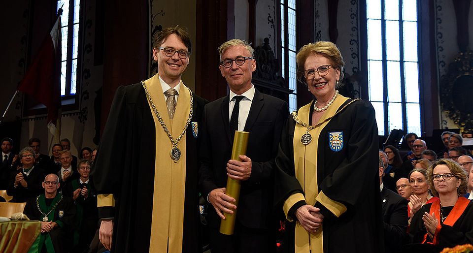 Professor Stutzer, Professor Konrad und Rektorin Schenker-Wicki