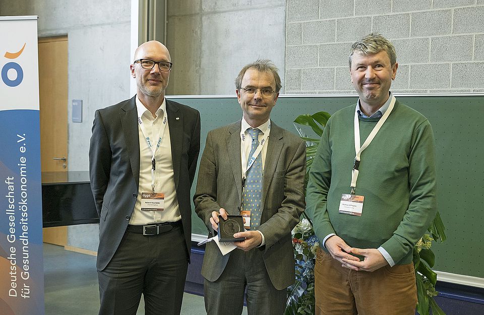 Prof. Felder erhält Gérard-Gäfgen-Medaille der dggö