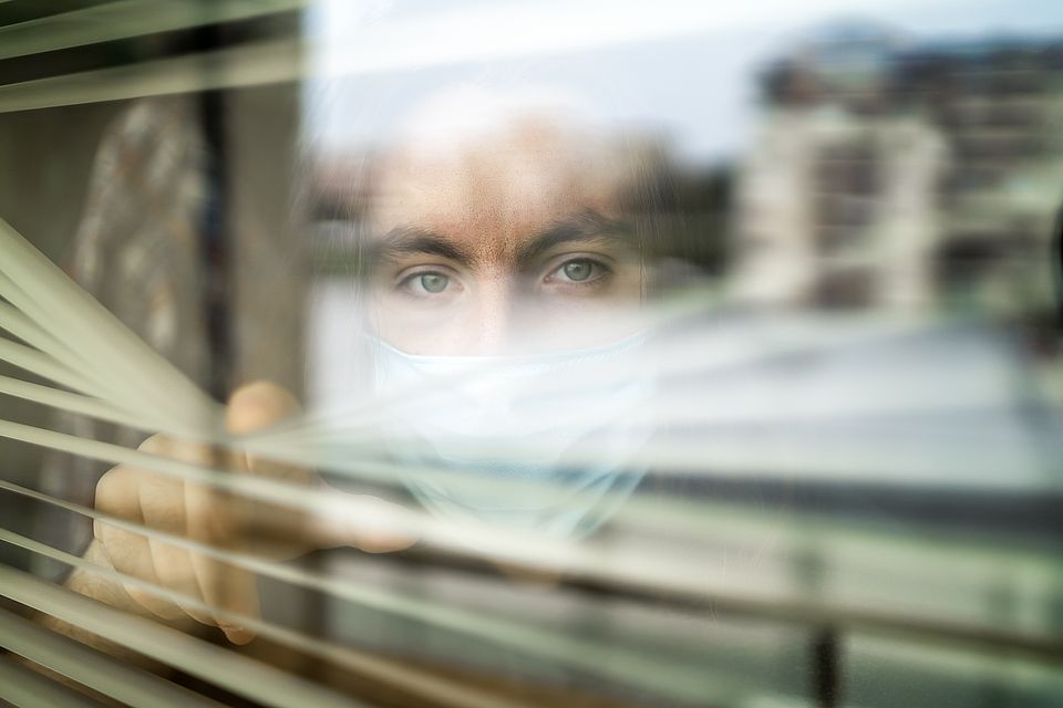 Paper on Lost in lockdown? Covid-19, social distancing, and mental health in Germany