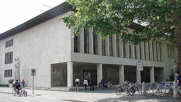 Uni Basel Main Building